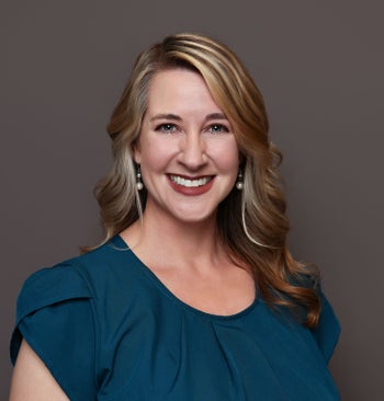 Portrait of Jennifer Lusk, Principal Broker and Realtor